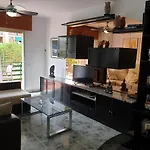 Cristimar - Stunning Vacation For Families & Friends Apartment